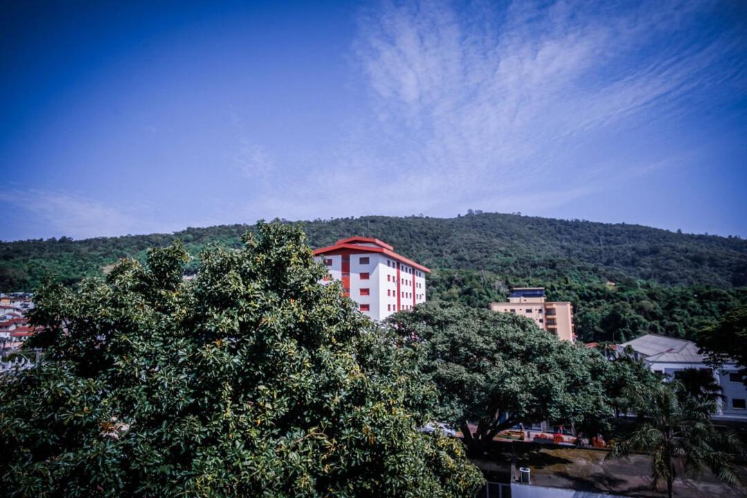 Apto Com Wifi No Centro De Aguas De Lindoia Sp Apartment Exterior foto